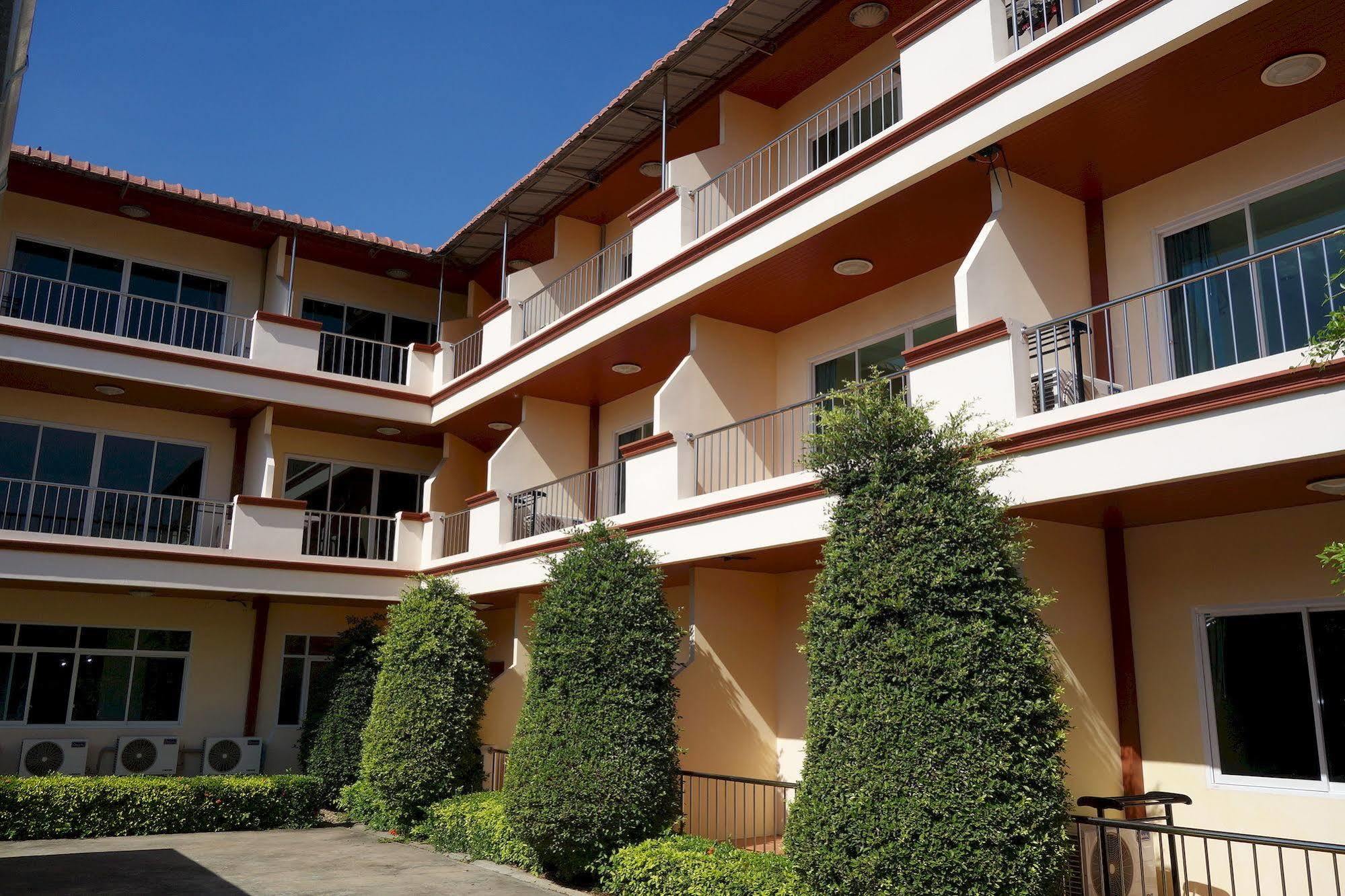 Jungle Resort Джомтьен Экстерьер фото