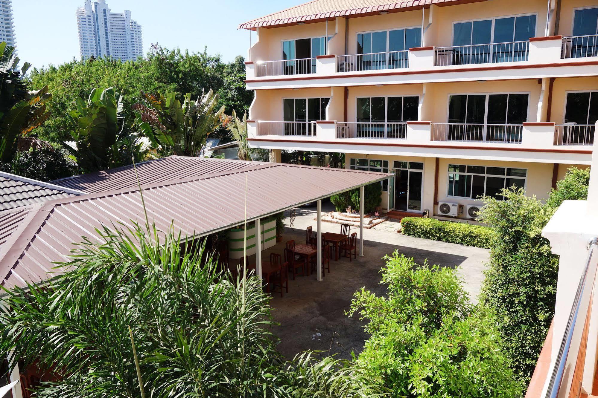 Jungle Resort Джомтьен Экстерьер фото