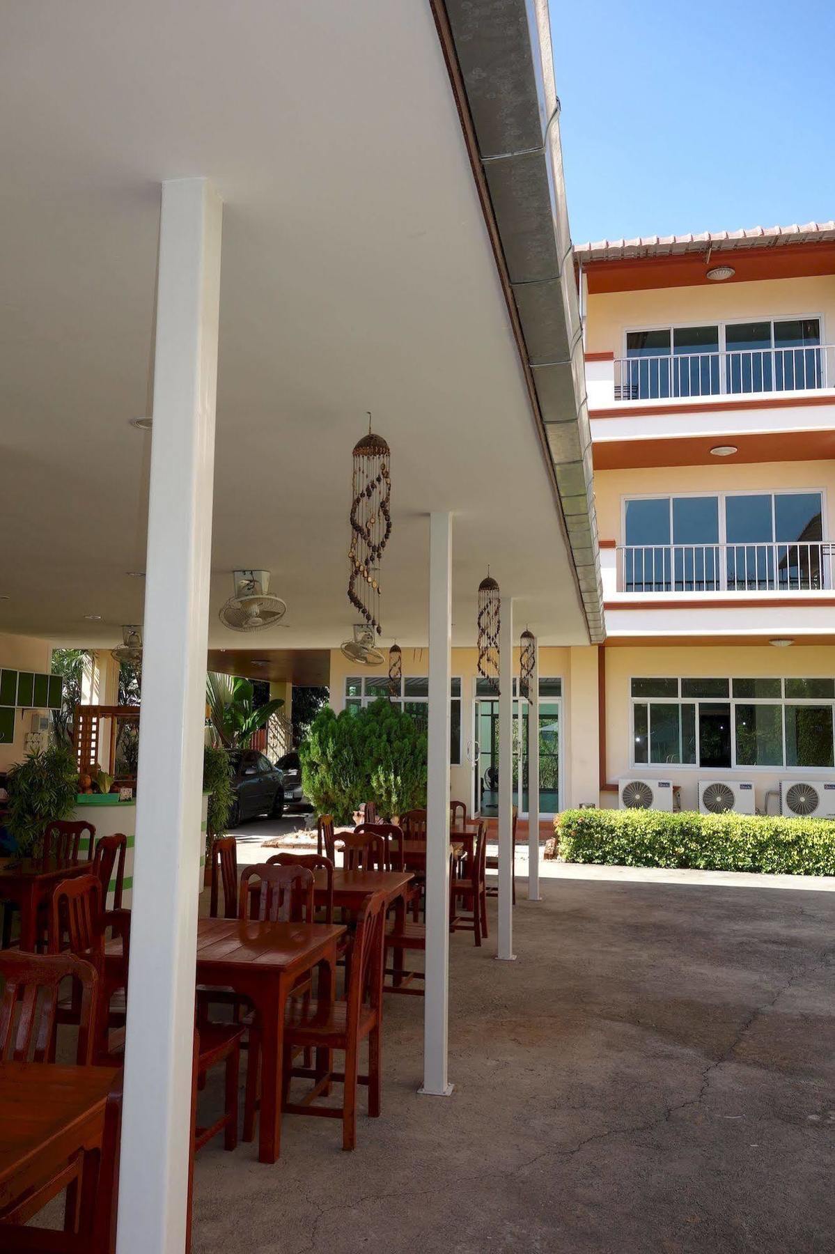 Jungle Resort Джомтьен Экстерьер фото