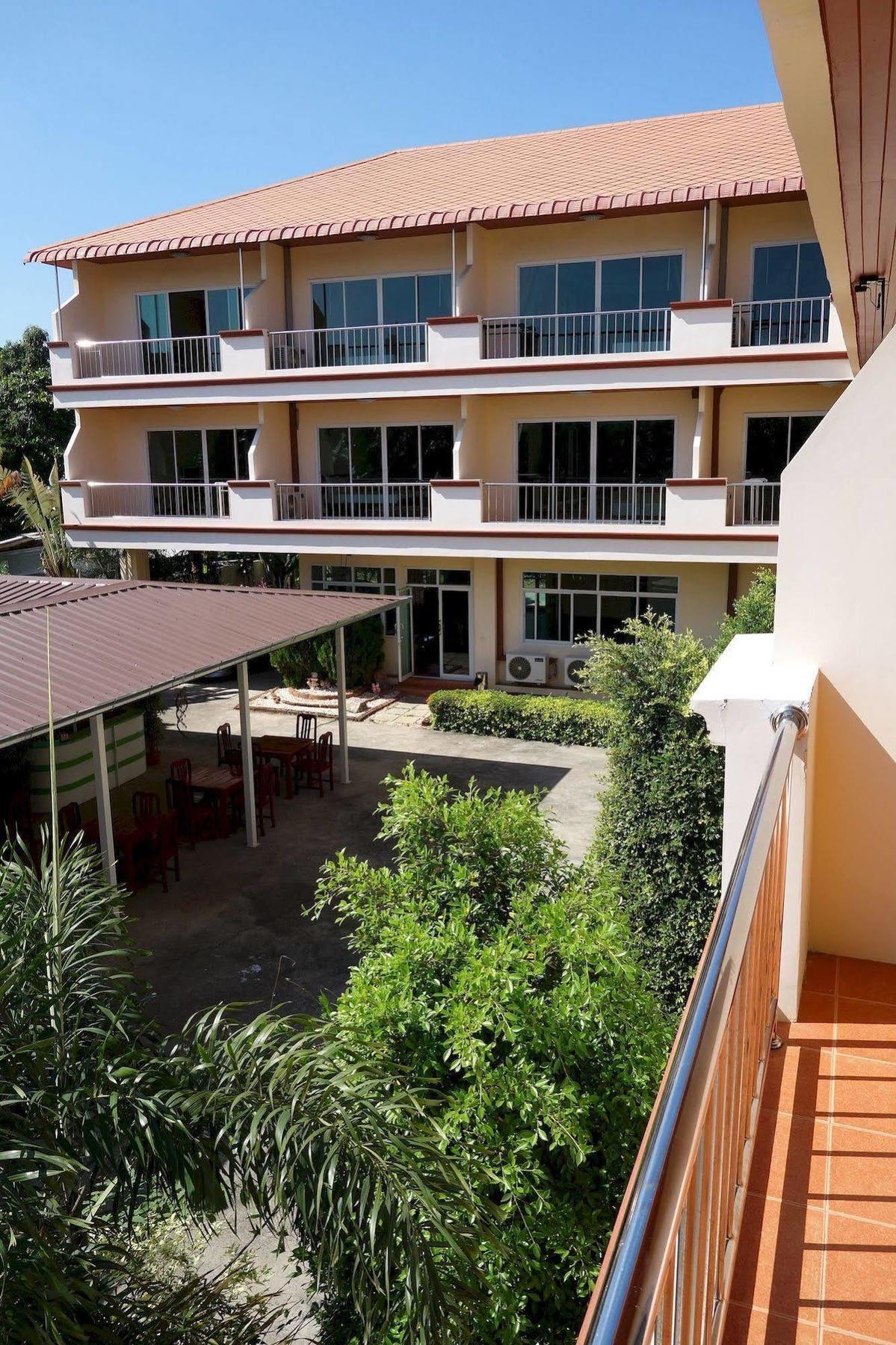 Jungle Resort Джомтьен Экстерьер фото